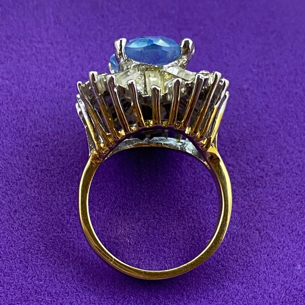 💛 Vintage 18k HGE Topaz Blue & White Gemstone Ring - Picture 9 of 9